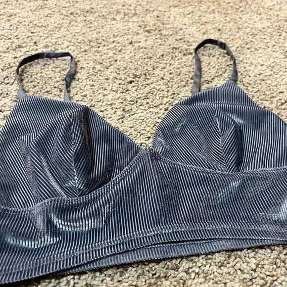 Victoria’s Secret Shimmery Corduroy Velvet Bralette Blue Crop Top Rave Size S - Picture 7 of 7